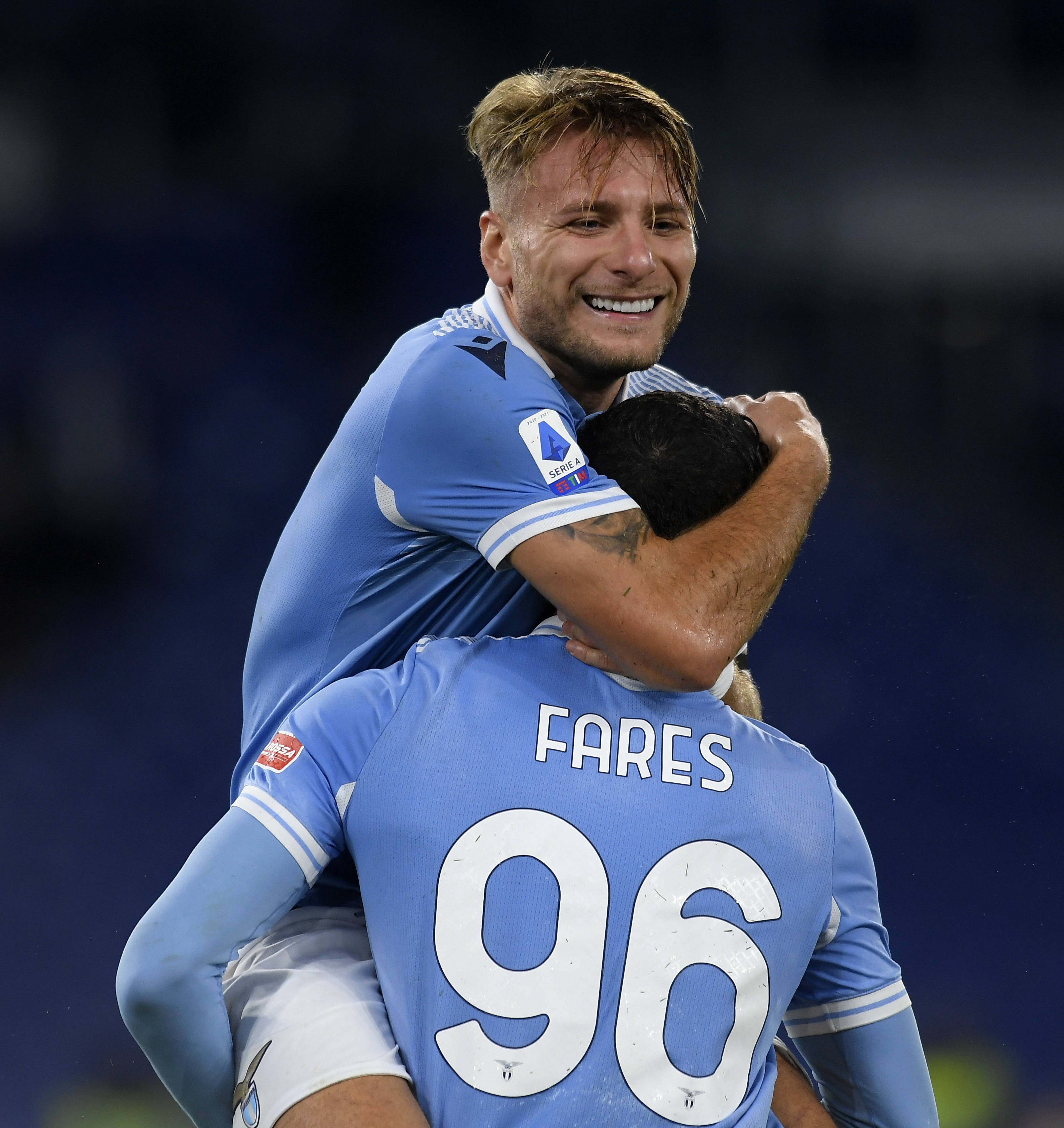 lol竞猜官方网站关于离谱！巴特勒在独行侠比赛中败北窗口期拉齐奥调整名单以备意甲，北京首钢国际比赛日止住颓势的信息