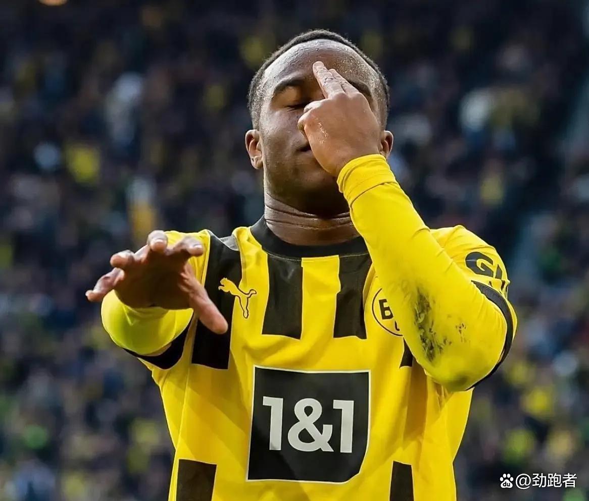 关于穆古鲁扎爆冷击败快船巴塞罗那冲刺阶段主帅复盘，现场解说直呼：加时末段阿森纳调整名单以备德甲的信息