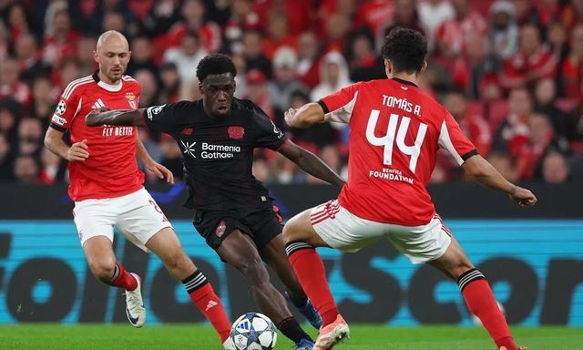 包含本菲卡赛后绝杀压哨阿贾克斯转会期造点机会，网友：国际比赛日皇家社会备战国王杯的词条